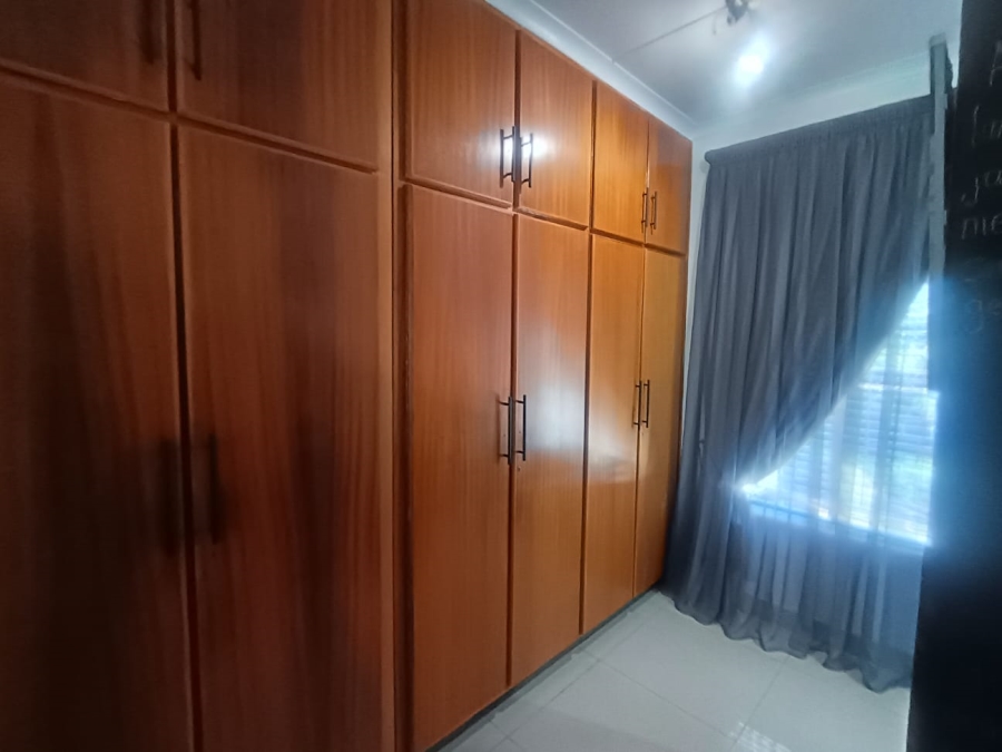 4 Bedroom Property for Sale in Hillcrest Northern Cape